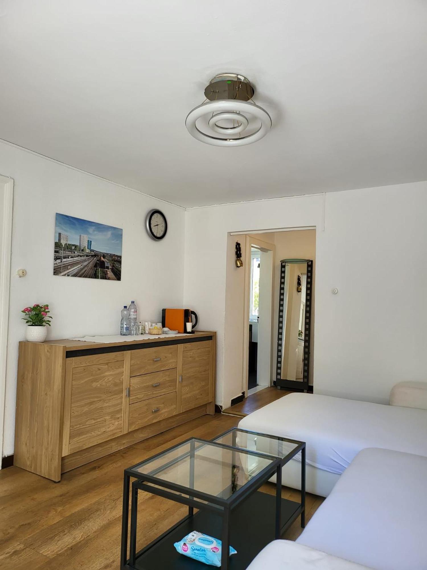 Bastis Central Guesthouse Lucerne City Εξωτερικό φωτογραφία