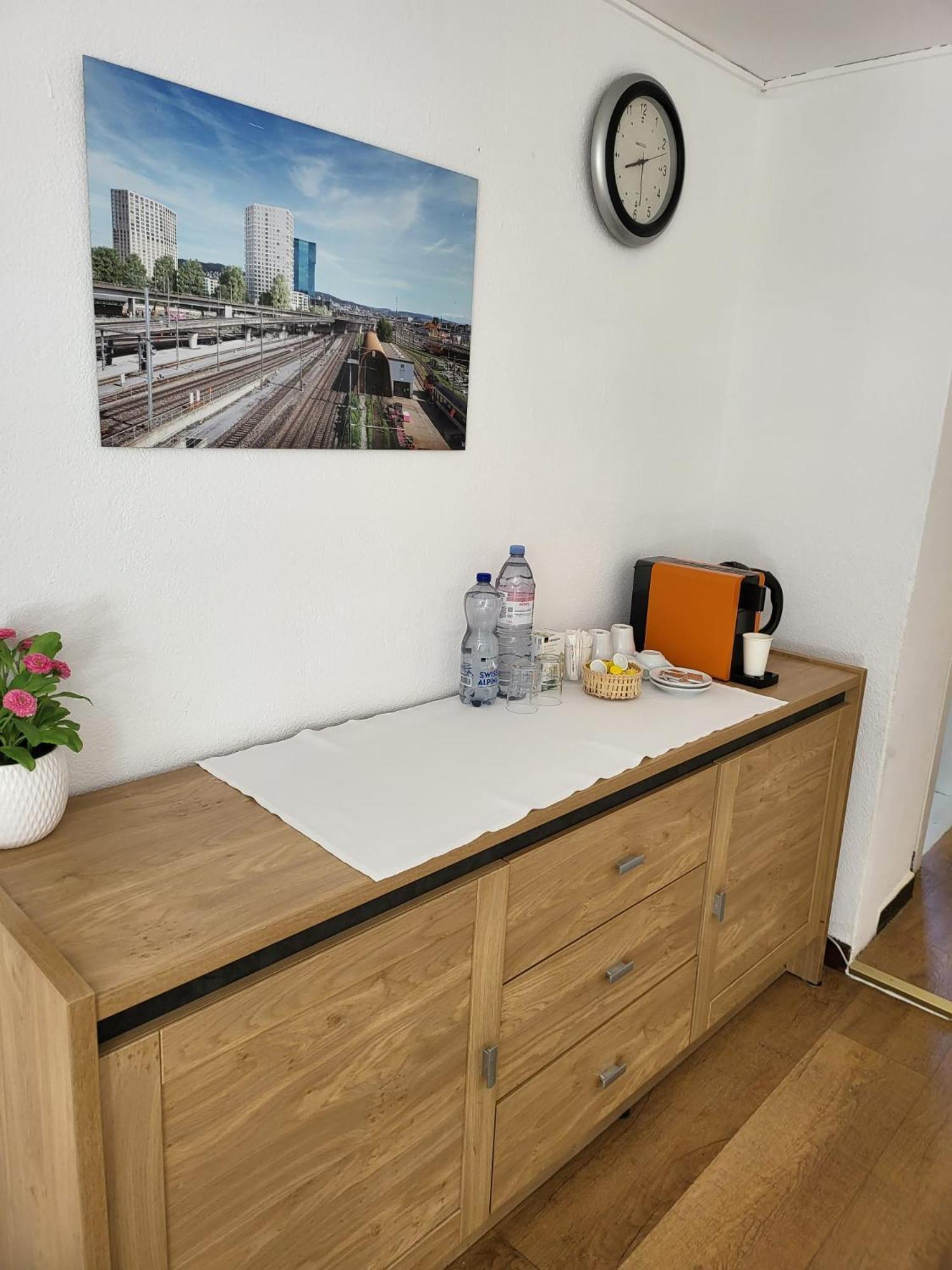 Bastis Central Guesthouse Lucerne City Εξωτερικό φωτογραφία