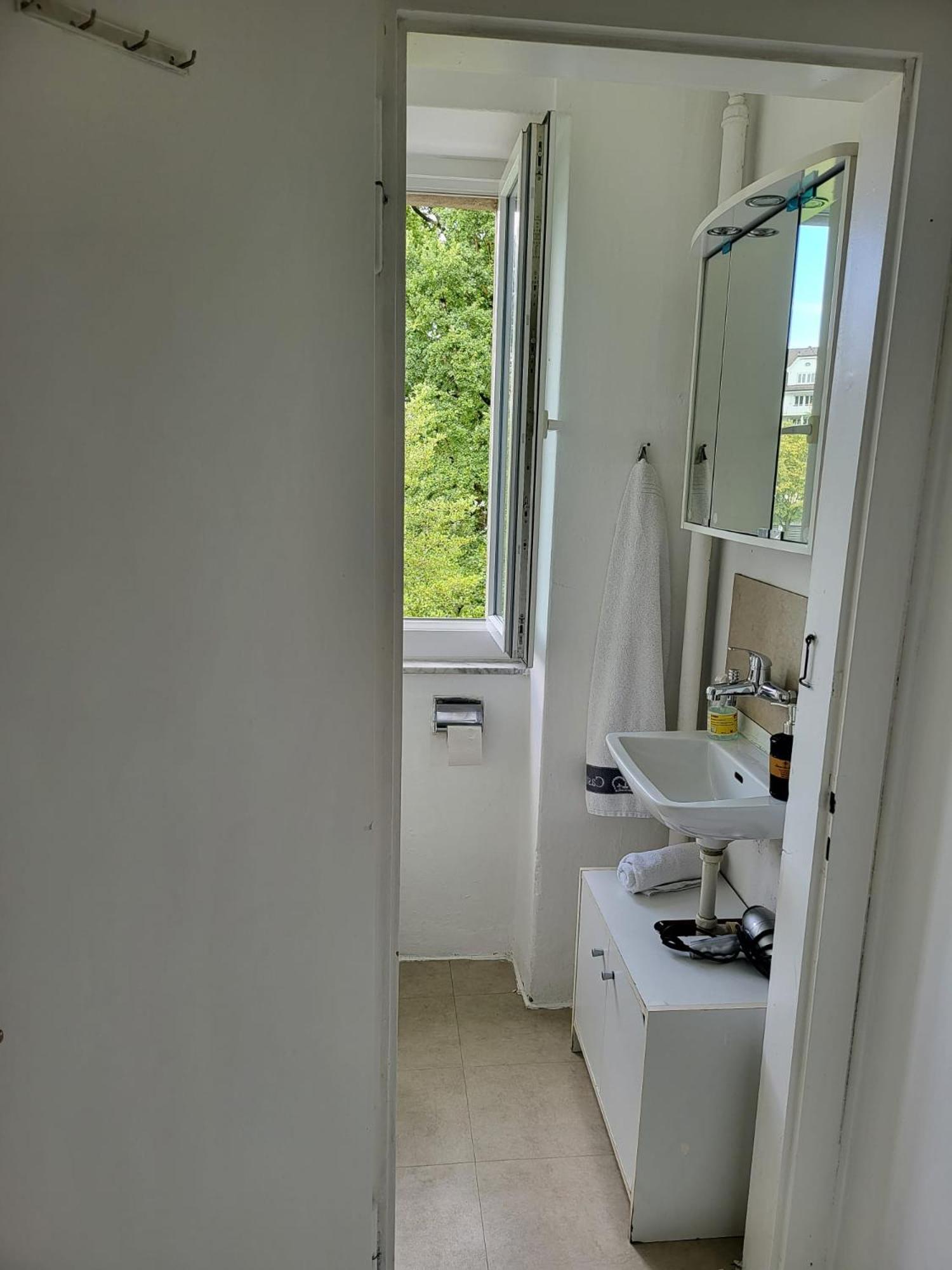 Bastis Central Guesthouse Lucerne City Εξωτερικό φωτογραφία