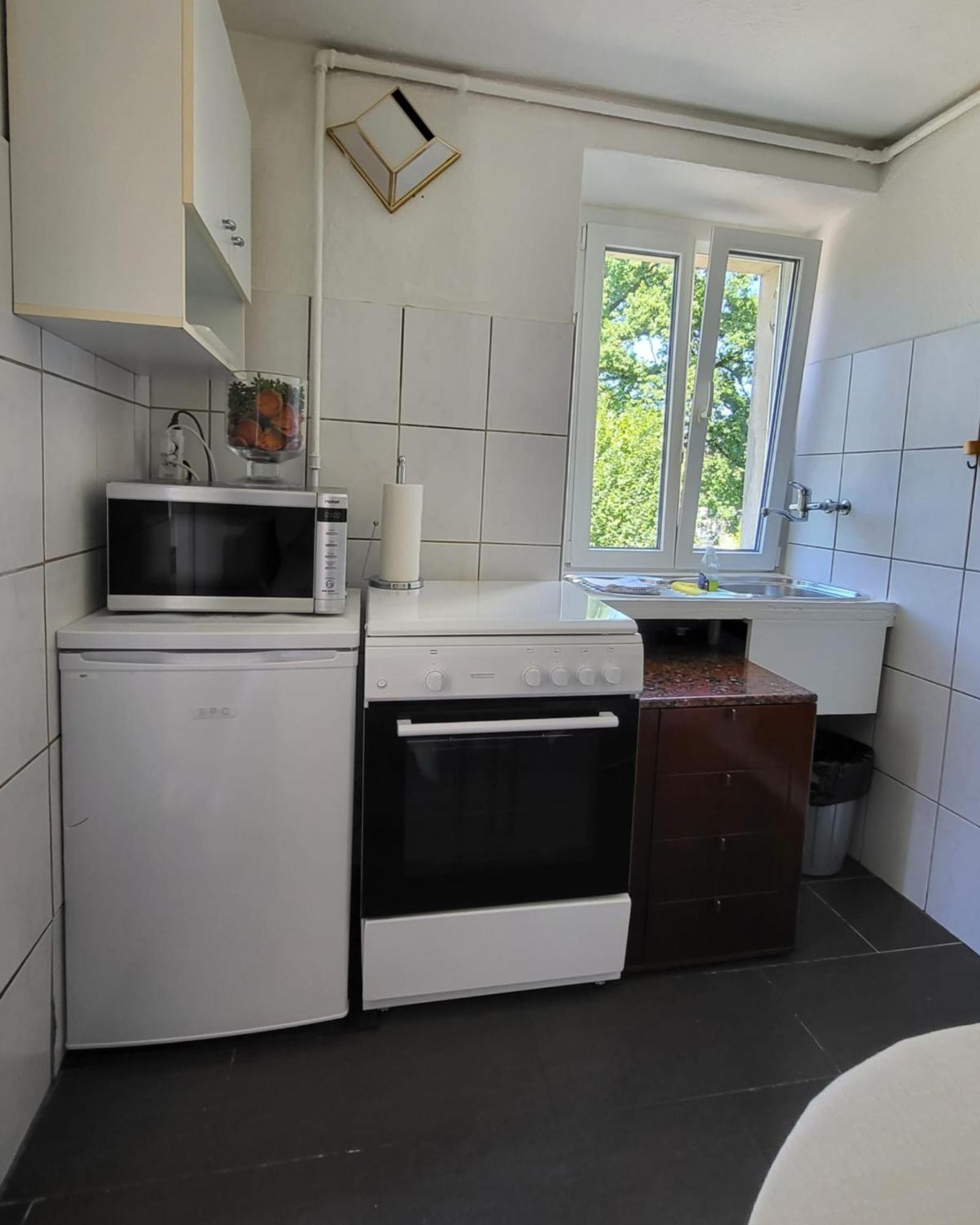 Bastis Central Guesthouse Lucerne City Εξωτερικό φωτογραφία